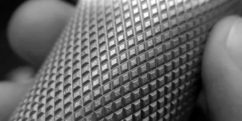 Light-medium knurl pattern